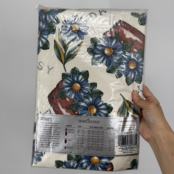 Vintage Vinyl Flannel Back Tablecloth HomeTrends 60x84 Oblong Daisy Floral New - Picture 3 of 4